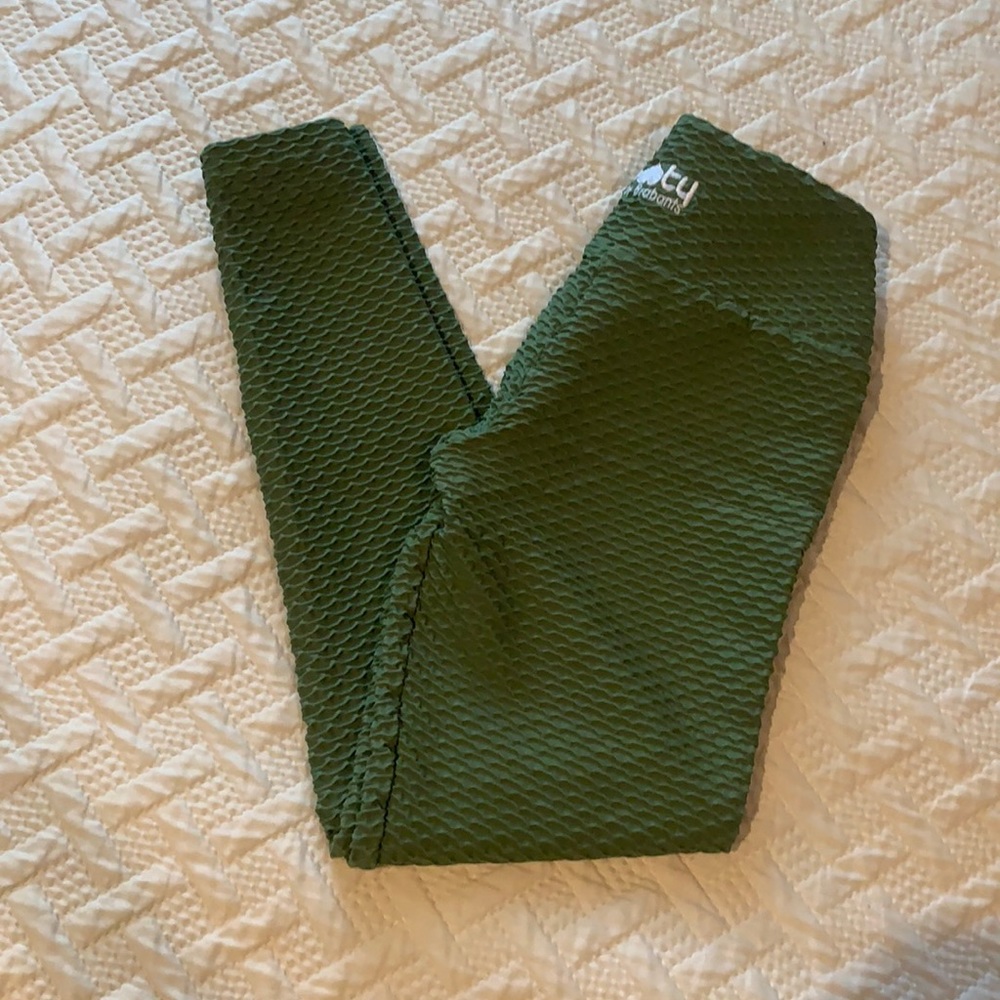 BOOTY BY BRABANTS full length Sage Croco Leggings